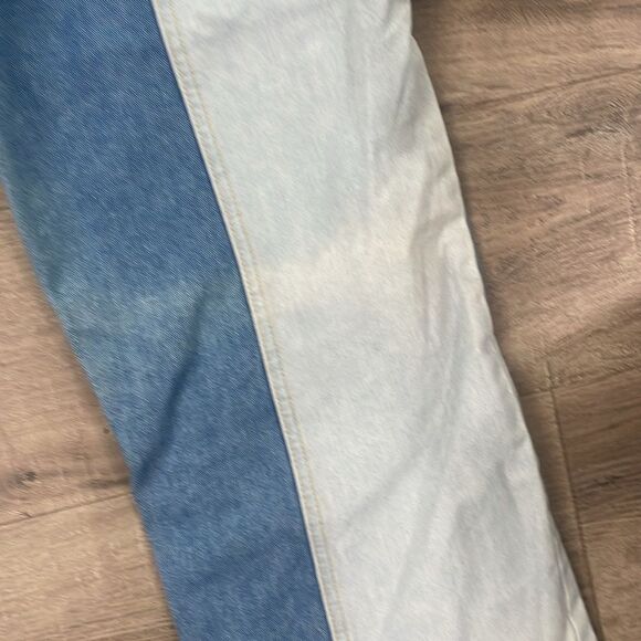 SHEIN Patch Work Two Toned Straight Jeans Size 4 - Picture 7 of 7